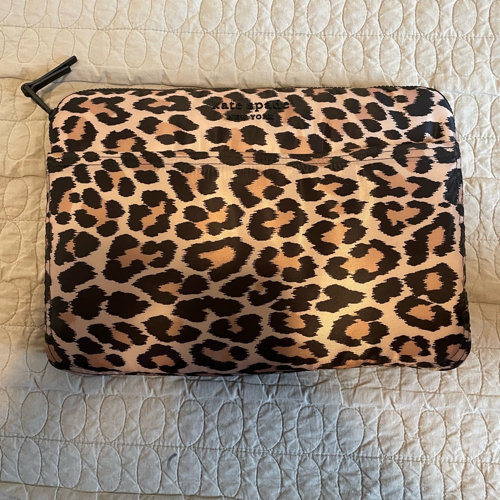 Kate Spade New York - Laptop Sleeve 13-14" - Leopard Print, Very Well Cushioned